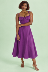 Robe midi violette à coupe trapèze et encolure carrée