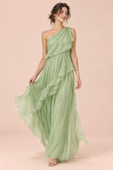 Robe verte asymétrique à volants