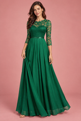 Robe longue verte à empiècement en dentelle