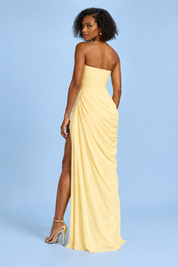 Robe longue jaune froncée sans bretelles | Vue de dos | Lounelle Paris
