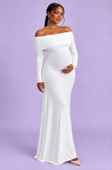 Robe longue de grossesse blanche en résille froncée à col Bardot