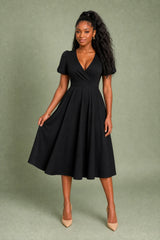Robe col V croisé manches bouffantes