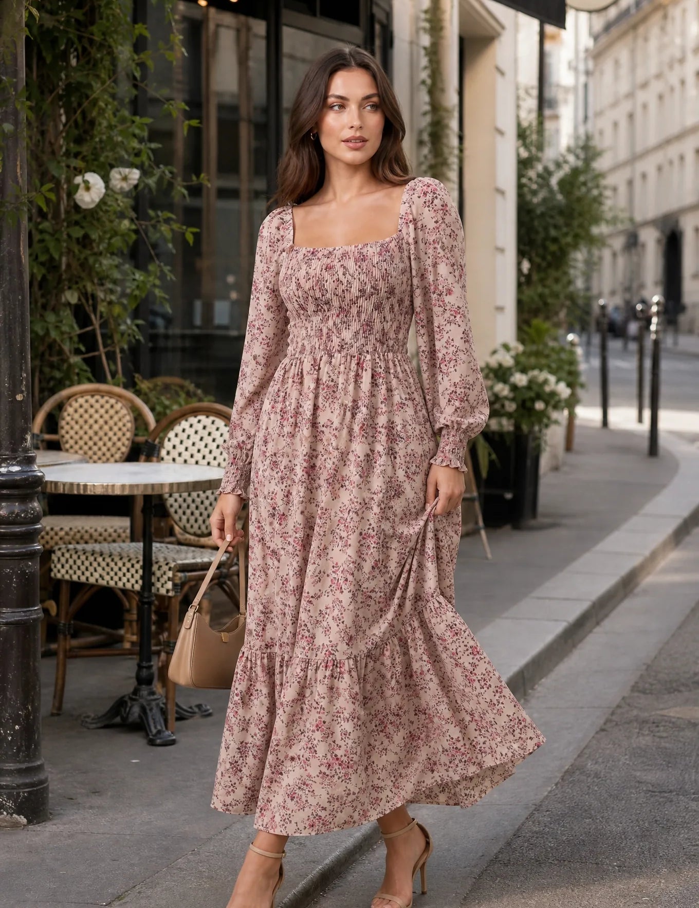 Robe longue fleurie manches bouffantes | Photo lifestyle | Lounelle Paris