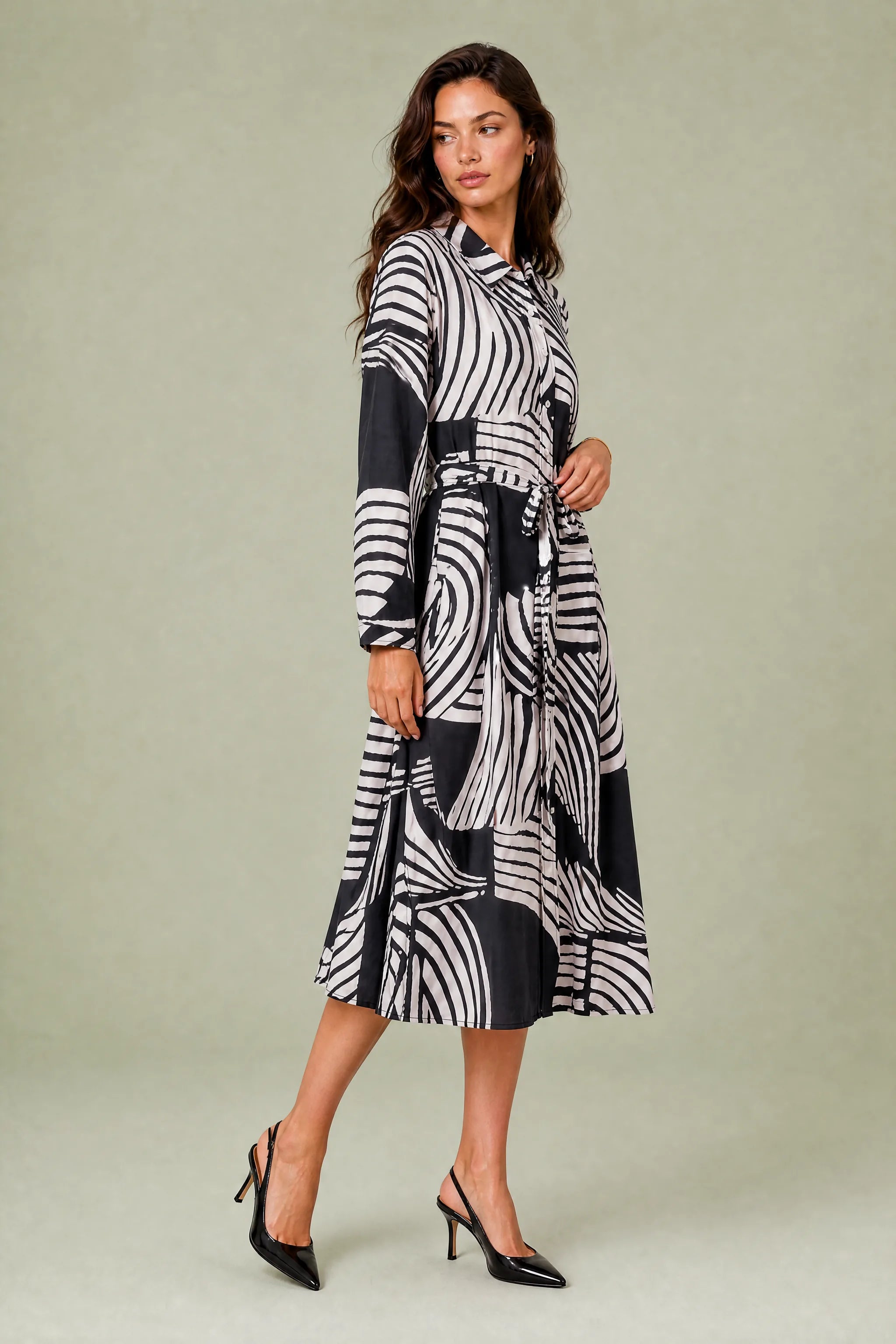 Robe longue imprimée col chemise | Vue de profil | Lounelle Paris