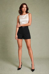 Short ample taille haute