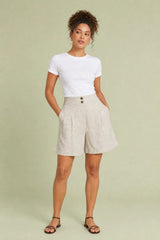 Short taille haute coupe ample