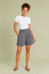 Short taille haute coupe ample