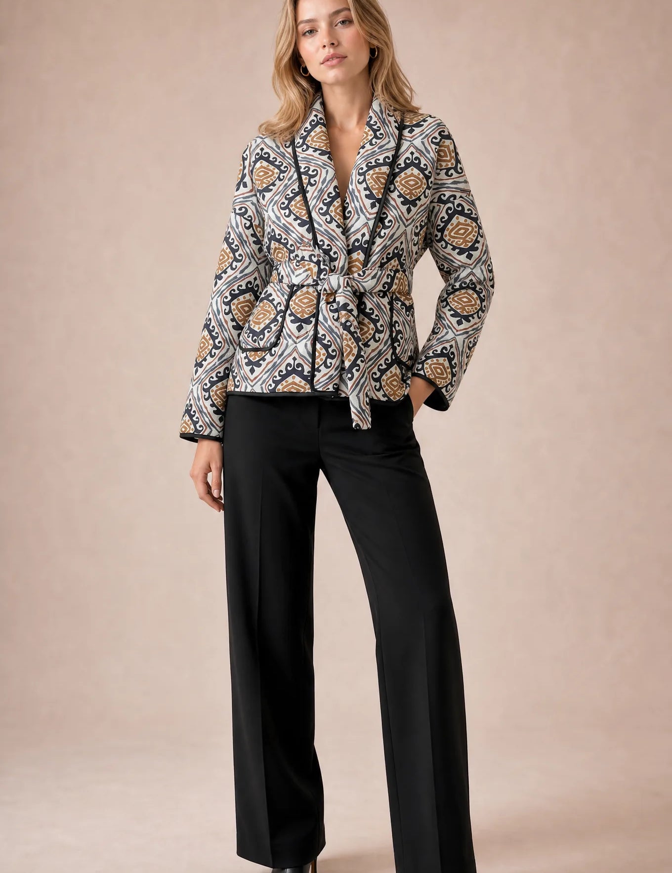 Veste matelassée imprimée col en V | Vue de face | Lounelle Paris